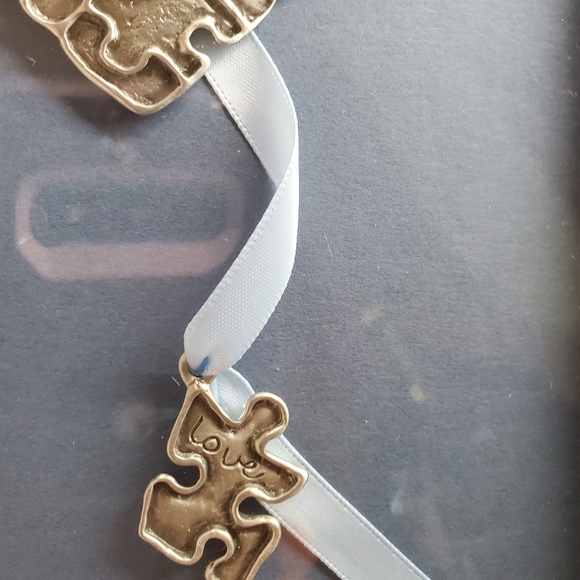 Connected by Love Puzzle heart  pewter wall plate frame By, Cynthia Webb (49)** - Picture 8 of 12